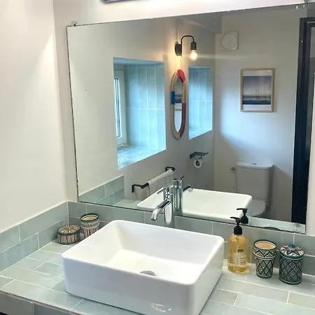 Au Calme Sur Jardin Avec Terrasse لا روشيل